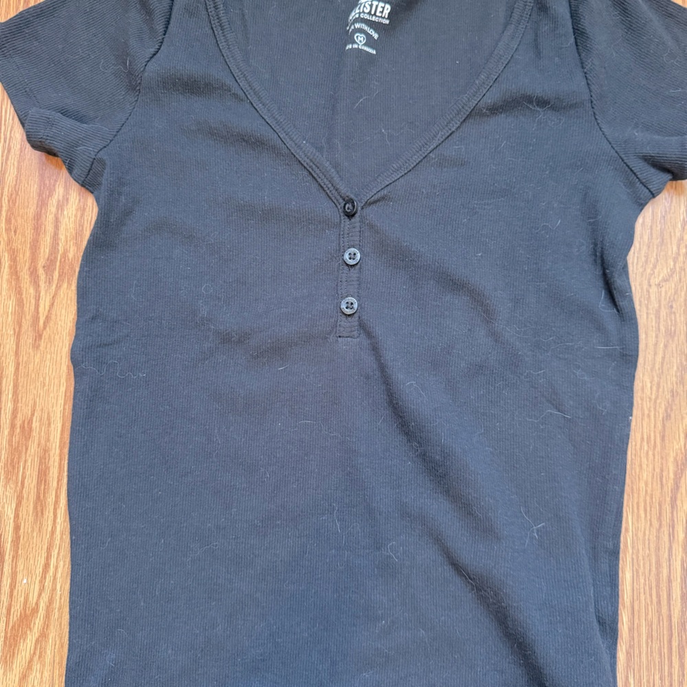 Hollister Black Top